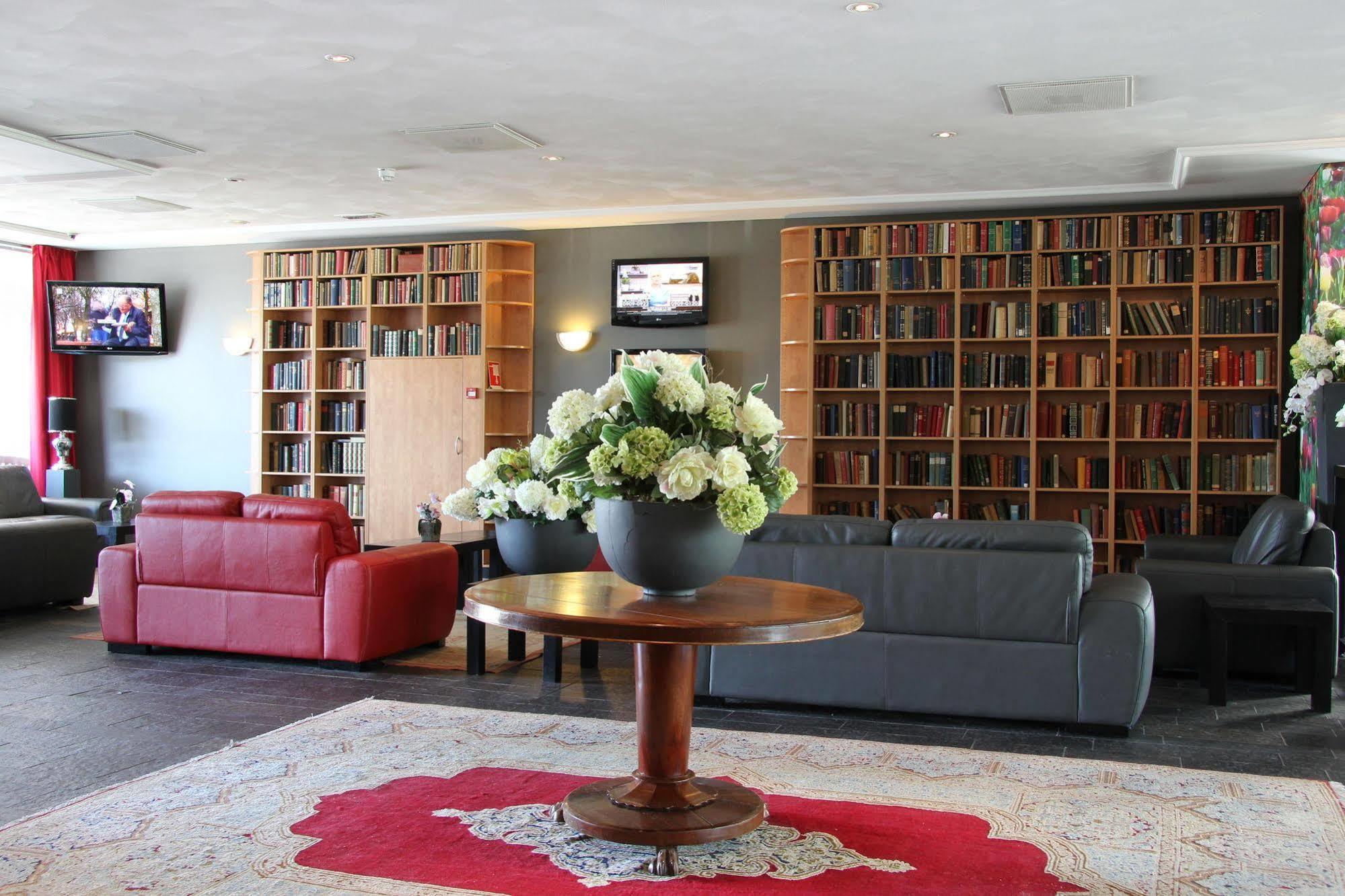 Western Amsterdam Airport Hotel 4*